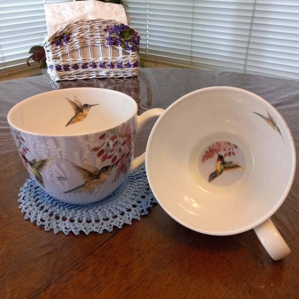 Harvest Green Studio Coffee/Tea Mug with hummingbirds 20 oz (set of 2)